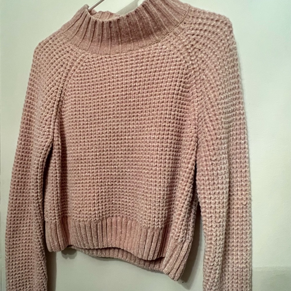 Medium Divided H&M Soft Pink Thick Knit Sweater